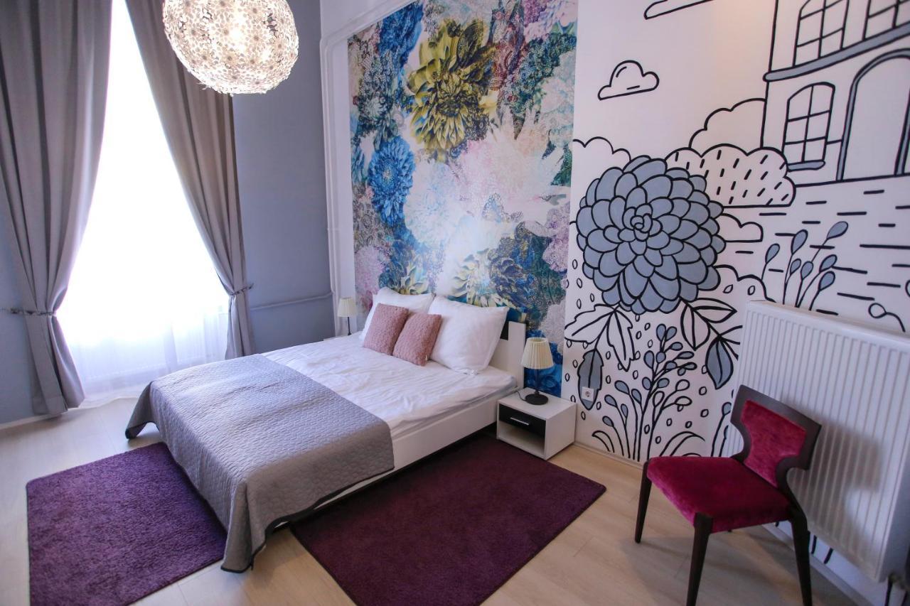 Urania Apartmanhaz Eğri Dış mekan fotoğraf