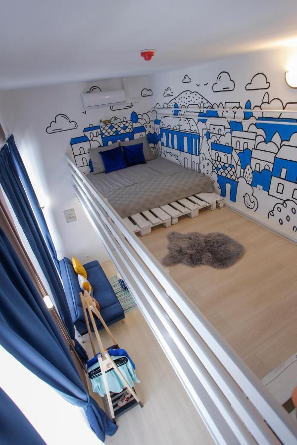 Urania Apartmanhaz Eğri Dış mekan fotoğraf