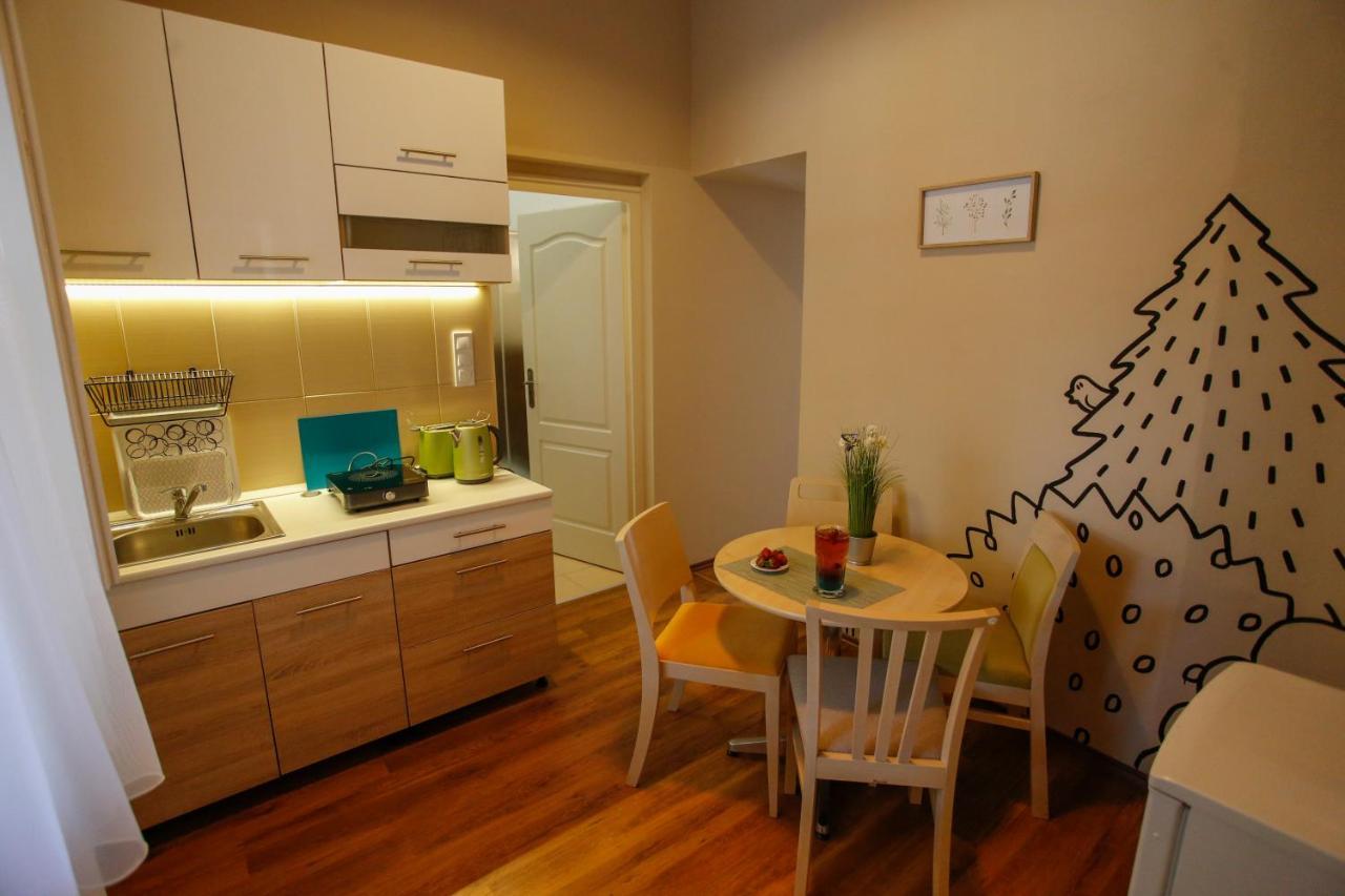 Urania Apartmanhaz Eğri Dış mekan fotoğraf